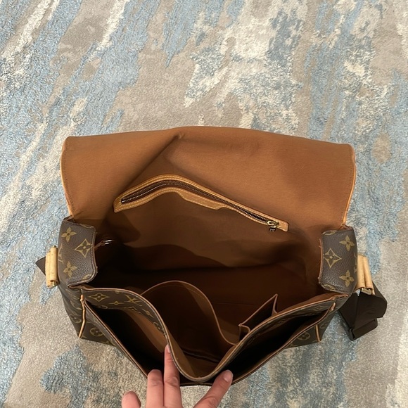 Louis Vuitton Shoulder/Crossbody Bag Abbesses Messenger - Picture 15 of 16